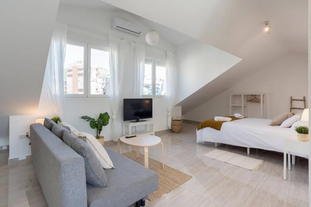 Tgh/ Victoria Green Center Penthouse Малага Экстерьер фото